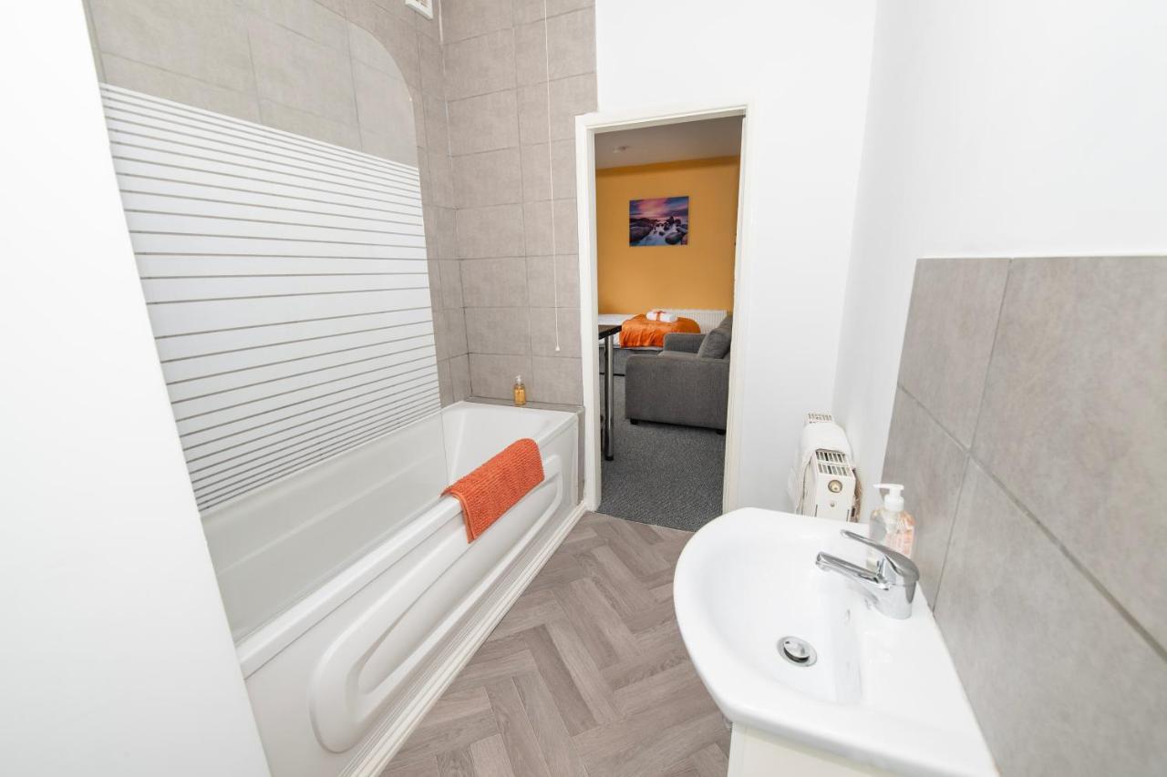 Versatile Cozy & Spacious Comfort Hull Apartments Kingston upon Hull Dış mekan fotoğraf